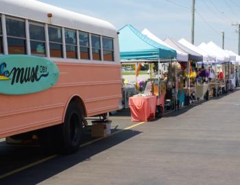 The Muse Bus252 at the Dune Shops in Kitty Hawk.