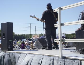 Dancing up a storm as Trae Pierce and the T-Stones rock Pik'n at Sanctuary Vineyrads.