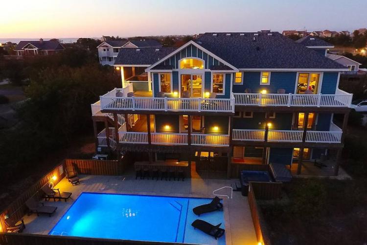 large home on outer banks perfect for a family reunion