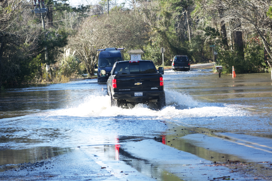 Kitty Hawk Road, just before the Kitty Hawk Police Department closed it at 1:35.