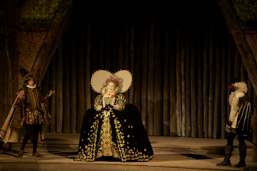 Queen Elizabeth I makes her entrance at the 2022 The Lost Colony production.