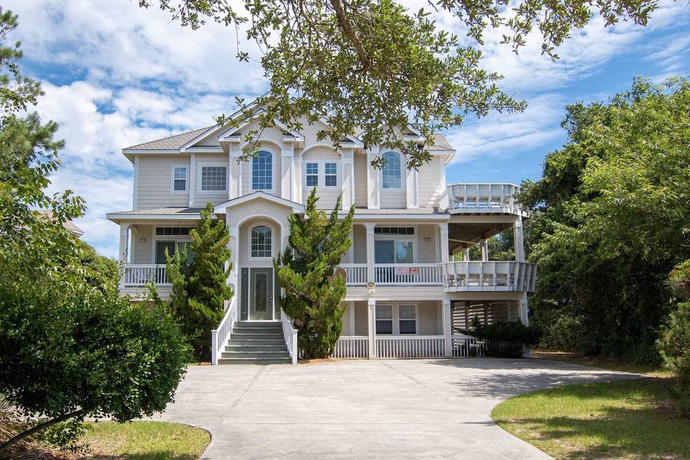 Exterior of Outer Banks large vacation rental